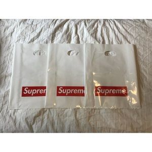 SUPREME SHOPPING BAGS (Lot of 3)